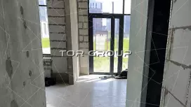 Аренда помещения 87 кв.метров, 1 этаж-98. Фото объекта