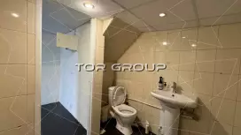 Аренда универсального помещения 20 кв.метров, 1 этаж-94. Санузлы