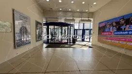 На трафике в ТЦ 45 м, 1 этаж-98. Фото объекта