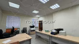 Аренда офиса 53.8 кв.метров, Цоколь этаж-98. Фото объекта