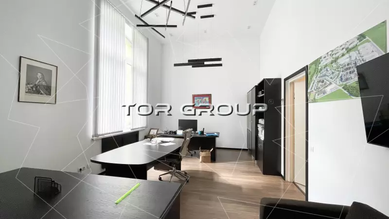 Аренда офиса 491.4 кв.метров, 1 этаж-98. Фото объекта