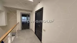 Аренда офиса 295.1 кв.метров, 2 этаж-98. Фото объекта