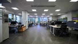 Аренда офиса 299.3 кв.метров, 1 этаж-98. Фото объекта