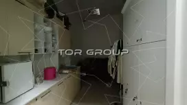 Продажа универсального помещения 325.5 кв.м, 1 эт-98. Фото объекта