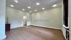 Аренда офиса 198 кв.метров, 3 этаж-98. Фото объекта