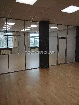 Офис 225 м2. От метро 2 минуты.-98. Фото объекта
