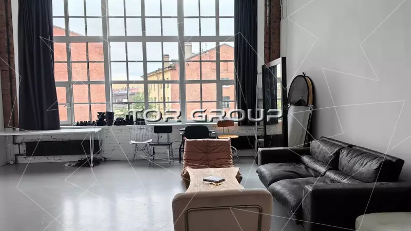Аренда офиса 177 кв.метров, 2 этаж-98. Фото объекта